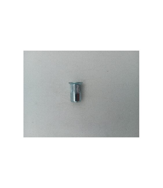 TUERCA REMACHABLE INOXIDABLE 8X19 CABEZA AVELLANADA | Herrajes HE