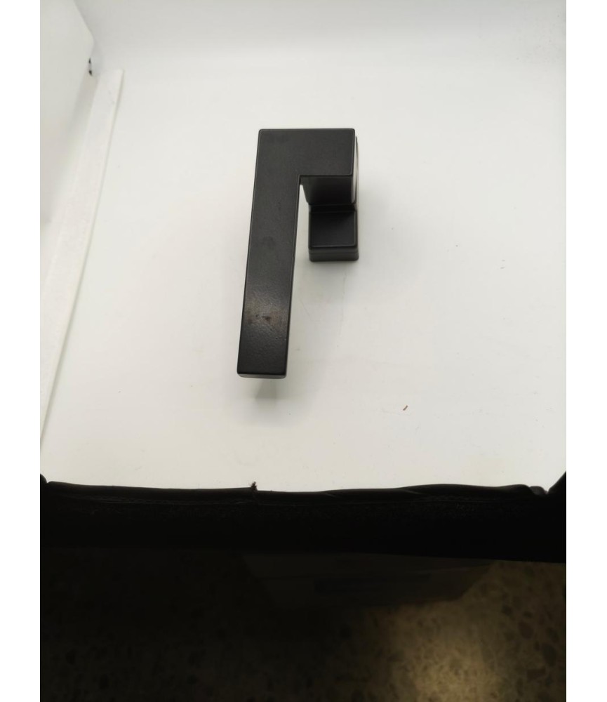 MANILLA RECTA ACTEAL MULTIPUNTO ACODADA NEGRO IZDA | Herrajes HE