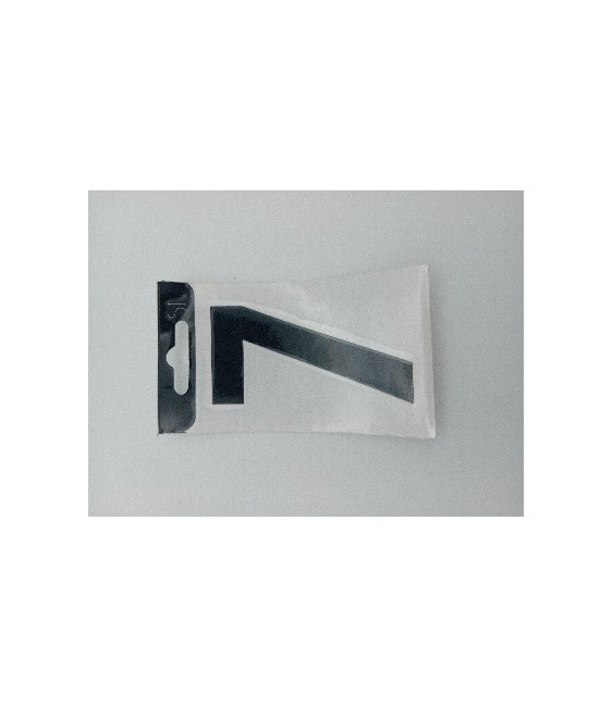 NUMERO VINILO 8CM NEGRO 7