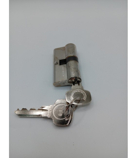 BOMBILLO YALE 30-30 NIQUEL LEVA LARGA (Y53030HN) | Herrajes HE