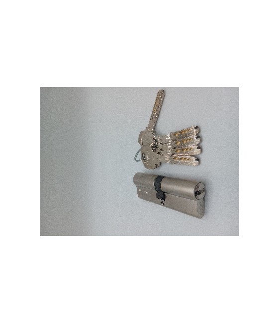 CERRADERO REG. ZAMACK NEGRO RF-2152