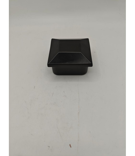 REMATE PIRAMIDE PLANA 60X60 NEGRO | Herrajes HE