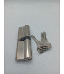 BOMBILLO YALE 45-45 NIQUEL LEVA CORTA LL/IGUALES (Y54545HNLLI)